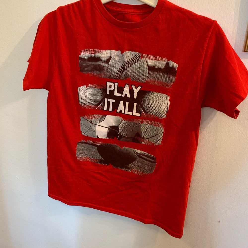 Boy red top - Picture 2 of 3
